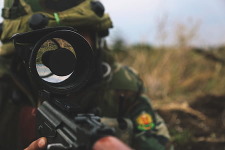 Army Soldier With Rifle Gun thumbnail