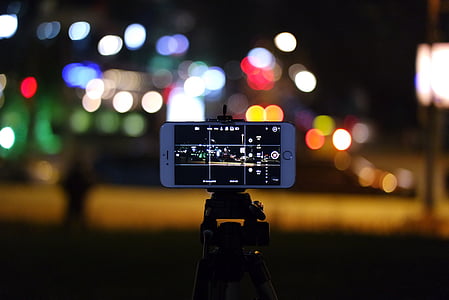 silver iPhone bokeh photography thumbnail