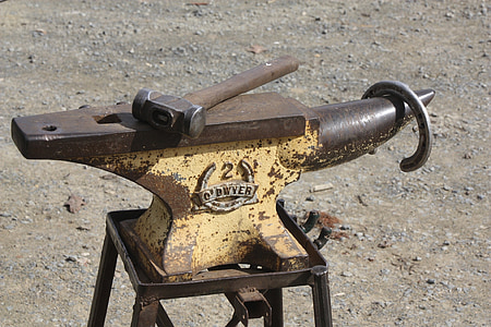yellow and gray O'Dever anvil with stand thumbnail
