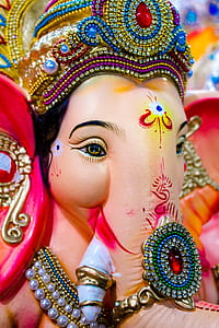 Lord Ganesha statue thumbnail