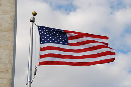 flag of USA on flag pole at daytime thumbnail