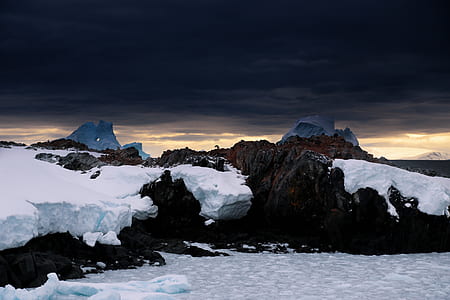 scenery of mountain covered with snow thumbnail