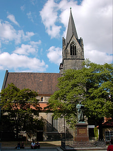 Merchant Church, Luther Memorial thumbnail