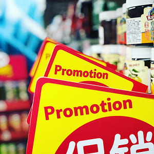 close-up photography of Promotion sale thumbnail