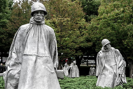 Bronze of soldiers, Korean War Memorial, National Mall, Washington DC. thumbnail