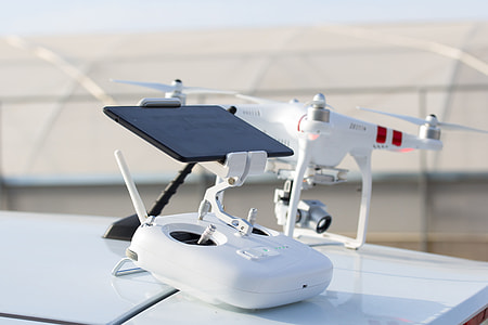 close-up photography of DJI Phantom thumbnail