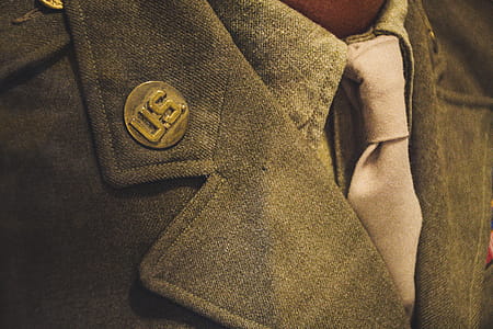 Brown Notched Lapel Suit Jacket Close-up Photo thumbnail