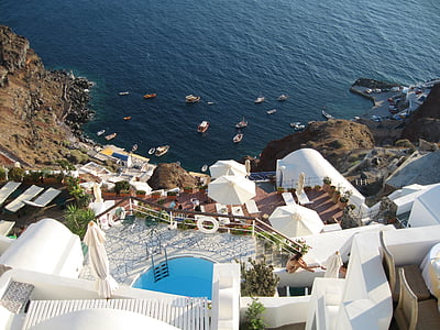 aerial view of boats thumbnail