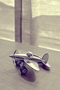 silver monoplane miniature thumbnail