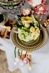 Easter Table Decorations thumbnail