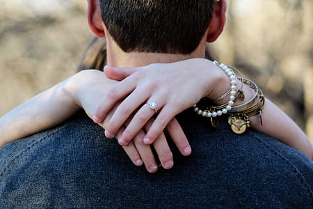 woman hugging man thumbnail