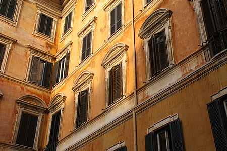 Brown Wall Painted thumbnail