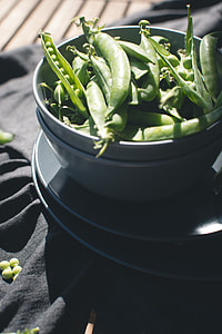 Fresh pea outside thumbnail