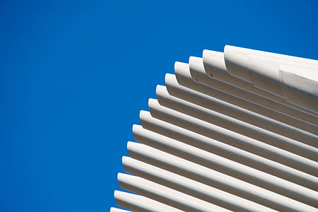 white concrete frame thumbnail