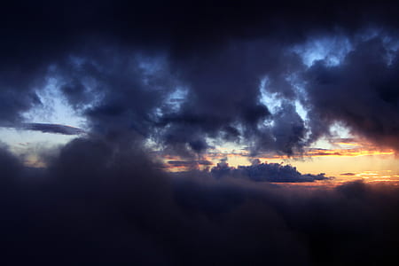 gray clouds thumbnail