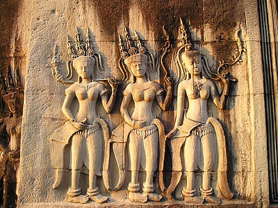 three women carved on the rocks thumbnail