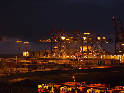 photo of shipping port thumbnail