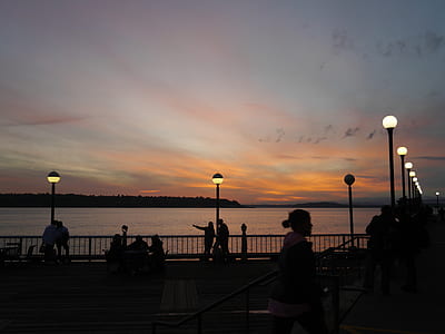 people at park during dawn thumbnail
