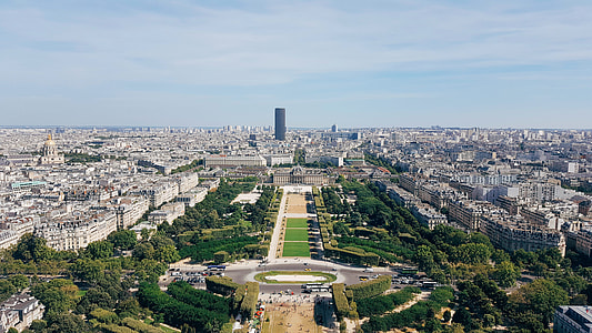 aerial shot of a park in the middle of the city during daytime thumbnail