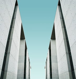 white structure in shallow focus photography thumbnail