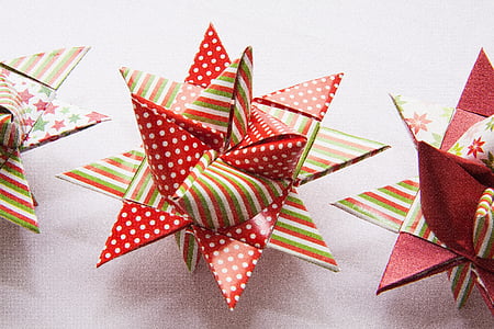 closeup photo of polka-dot and striped bow thumbnail