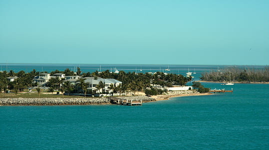 buildings near body of water thumbnail
