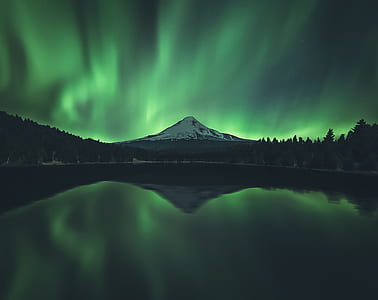 aurora borealis thumbnail