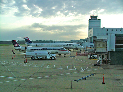  Jackson-Evers International Airport in Jackson, Mississippi thumbnail
