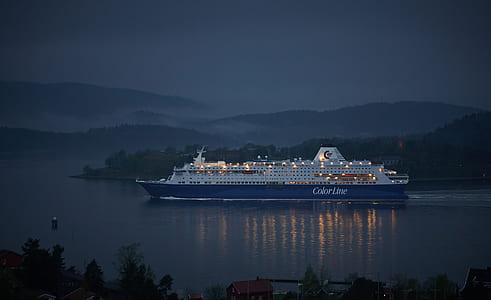 blue and white cruise ship thumbnail