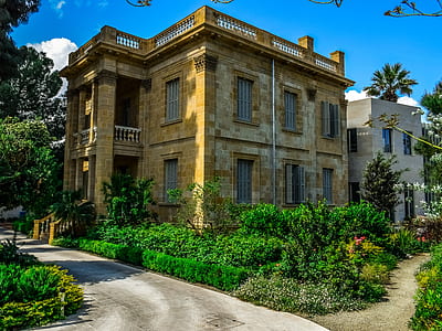 view of house with garden thumbnail