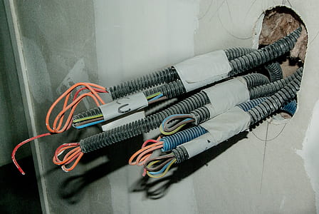 spiral cable with wooden box thumbnail