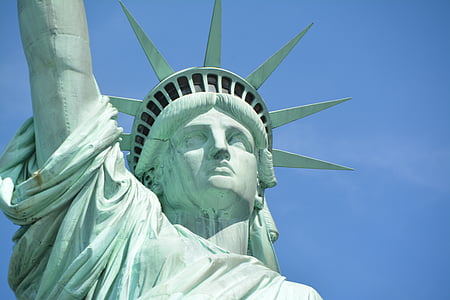 close-up photo of Statue of Liberty thumbnail
