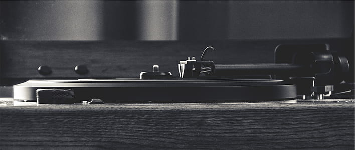 black turntable thumbnail