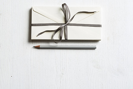 gray pencil thumbnail