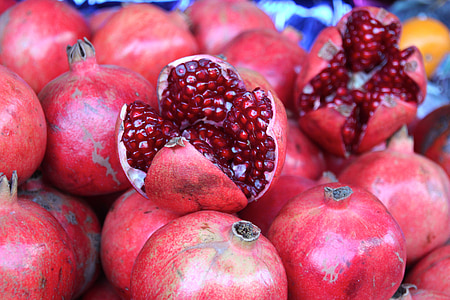 red pomegranates thumbnail