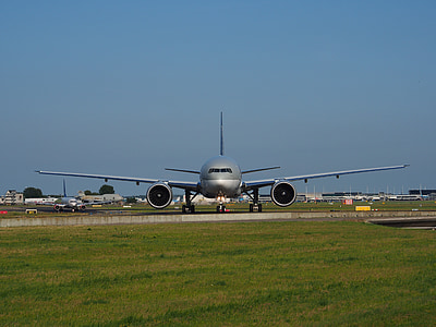 gray airplane thumbnail