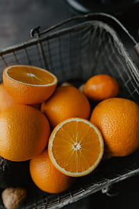 Fresh oranges thumbnail