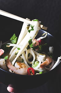 pasta with shrimp and chilli in a bowl thumbnail