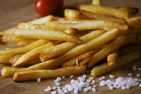 fried potato fries near salts thumbnail
