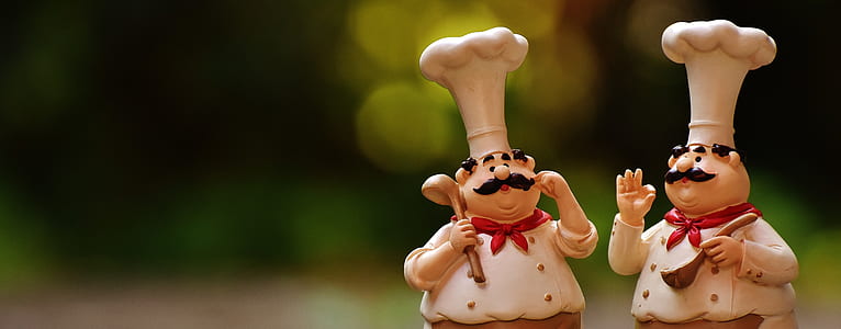 two chefs figurines thumbnail