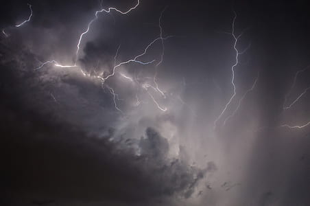white lightnings thumbnail