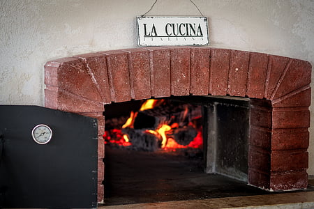 red bricked oven thumbnail