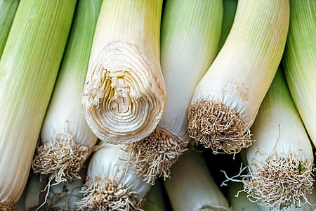 stack of scallion vegetable thumbnail