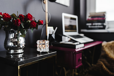 Pink desk in the home office thumbnail