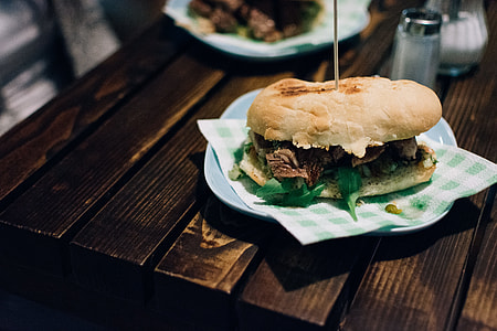 Argentinian beef steak sandwich thumbnail