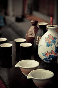 assorted-color of sake set thumbnail