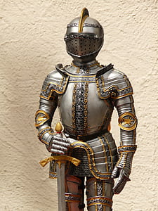 silver and gold soldier armour thumbnail