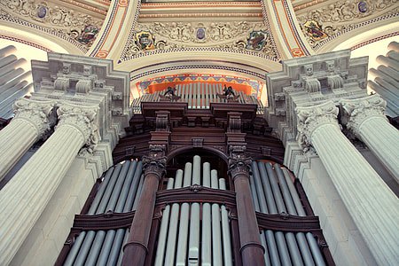 Interior architectural details from the Catalan Art Museum (Museu Nacional d’Art de Catalunya) in Barcelona, Spain thumbnail