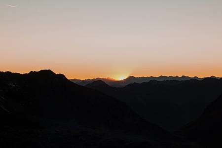 photo of mountain during golden hour thumbnail