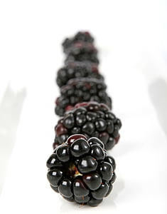 blackberries on plate thumbnail